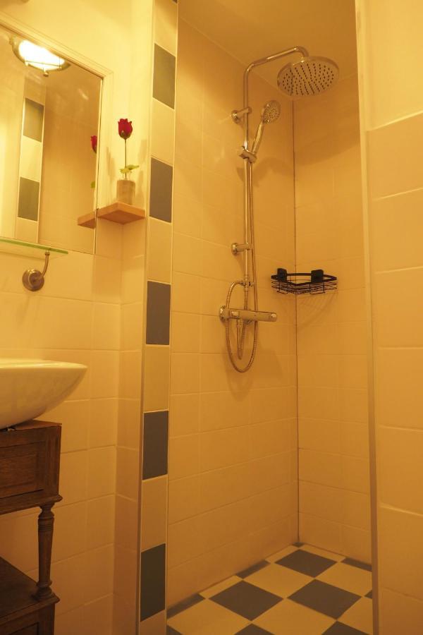 B&B Bureau Warmoesstraat Den Burg Luaran gambar