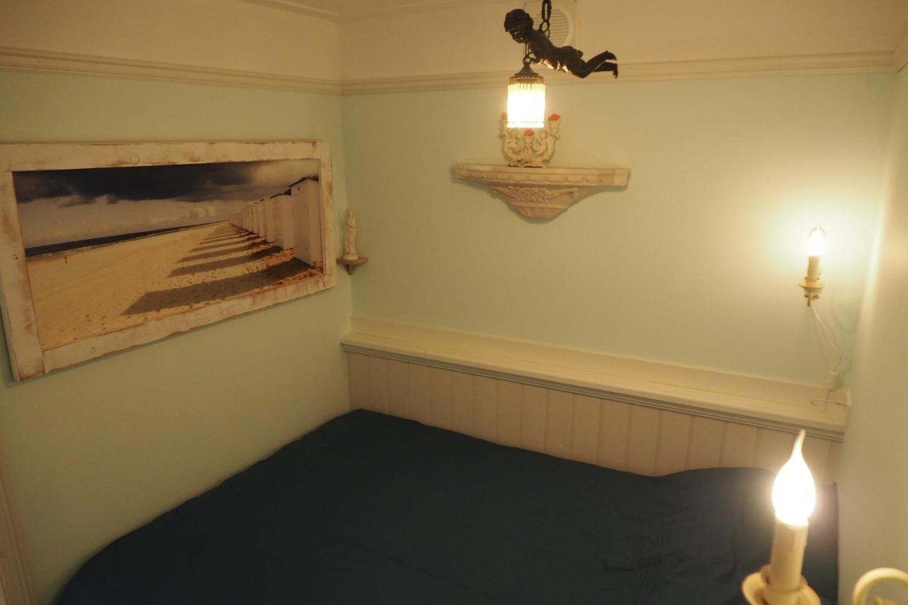 B&B Bureau Warmoesstraat Den Burg Luaran gambar